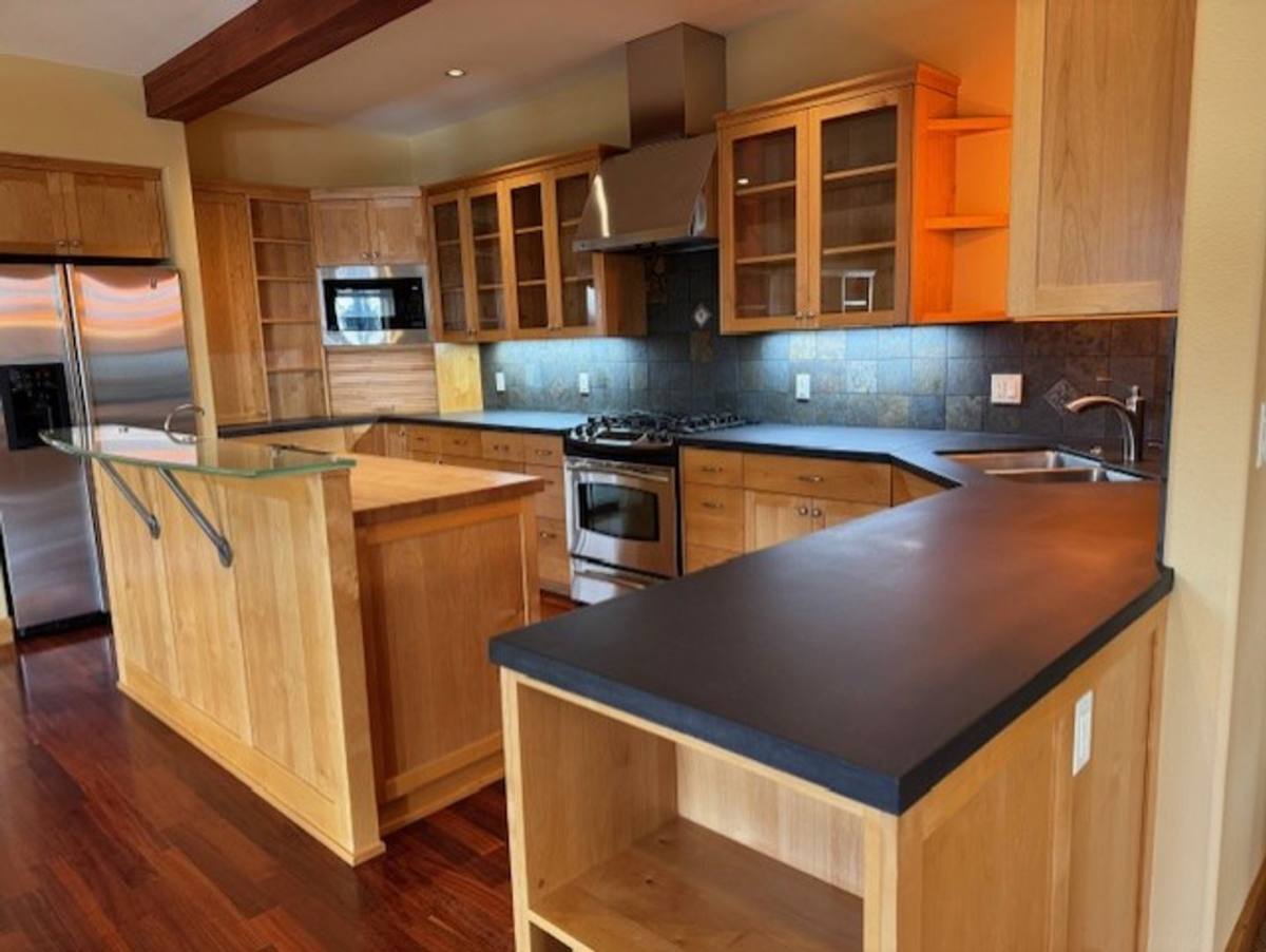 House for rent at 61890 Fall Creek Loop, Bend, OR 97702