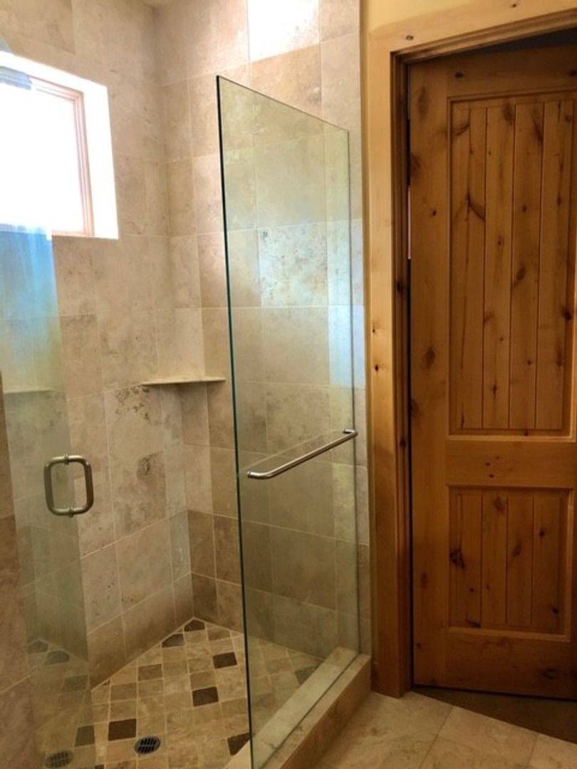 House for rent at 61890 Fall Creek Loop, Bend, OR 97702
