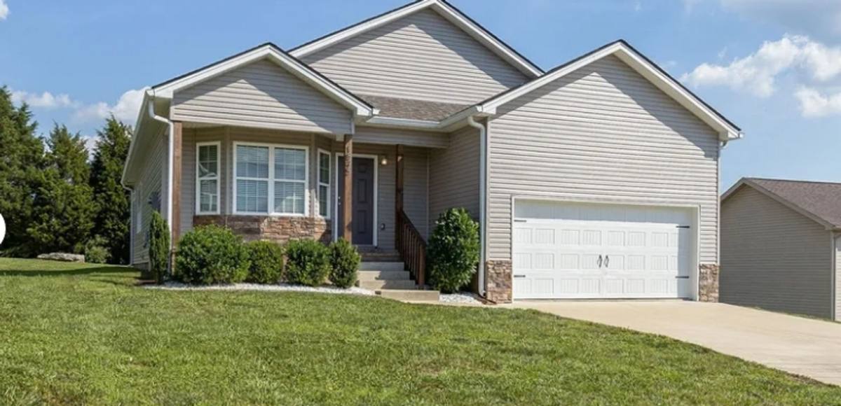 House for rent at 1895 Sheffield Lane, Columbia, TN 38401