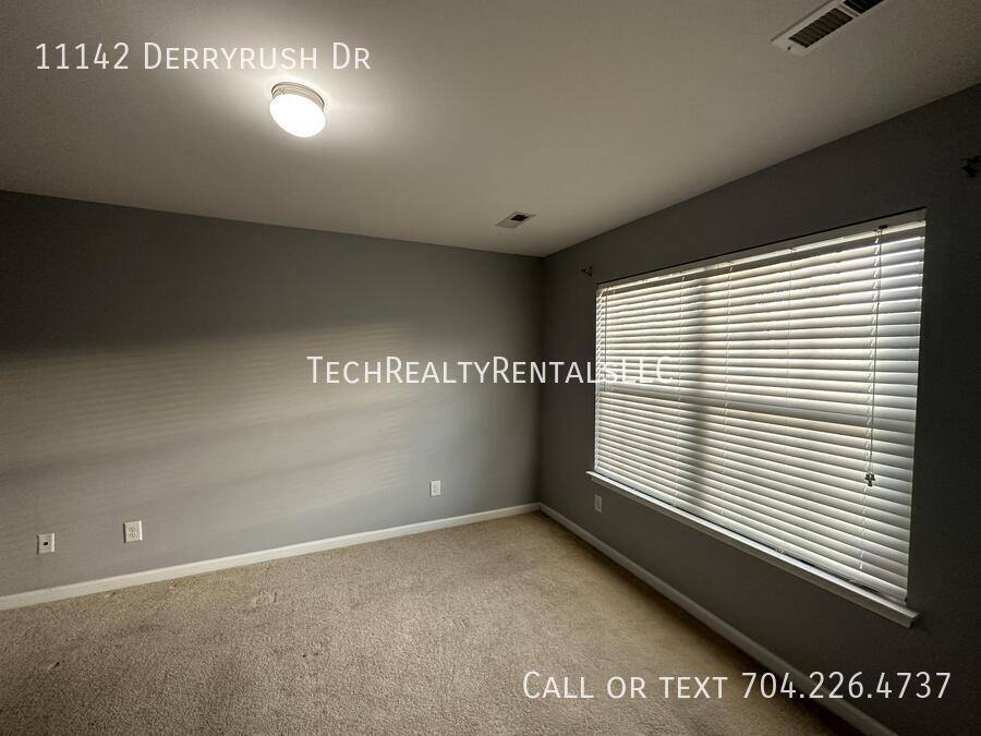 House for rent at 11142 Derryrush Dr, Charlotte, NC 28213