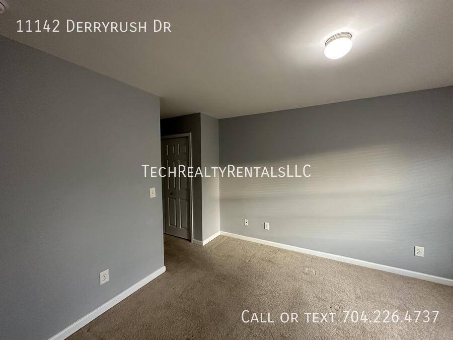 House for rent at 11142 Derryrush Dr, Charlotte, NC 28213