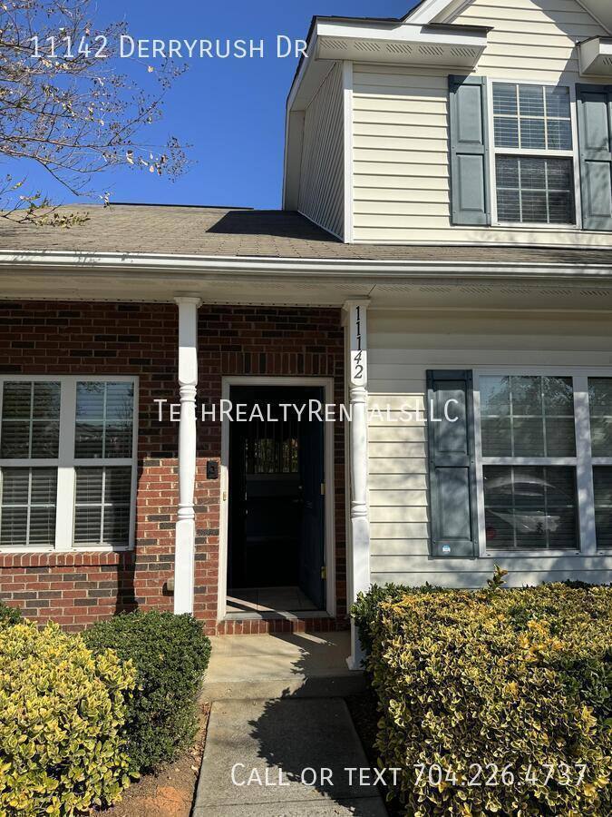 House for rent at 11142 Derryrush Dr, Charlotte, NC 28213