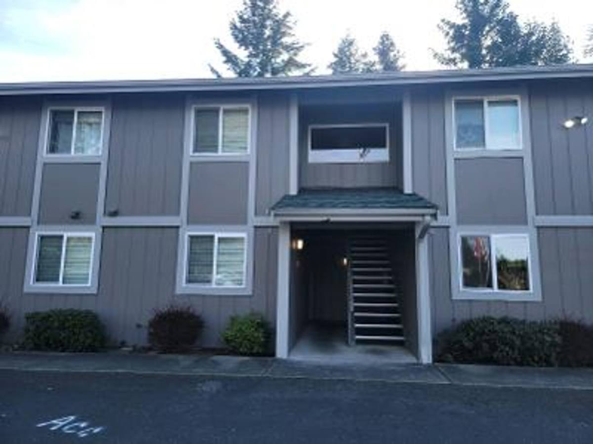 Apartment for rent at 7715 Douglas St W, Lakewood, WA 98499