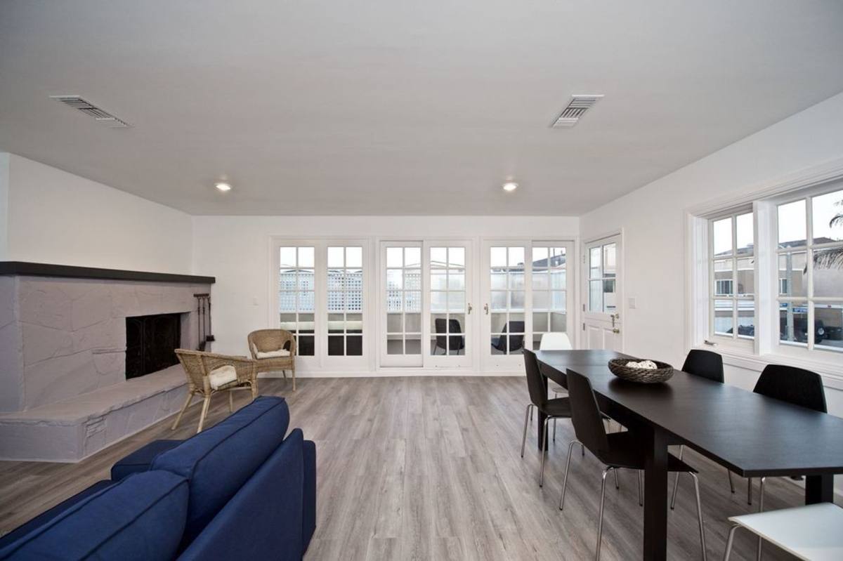 Apartment for rent at 5210 Neptune Ave, Newport Beach, CA 92663