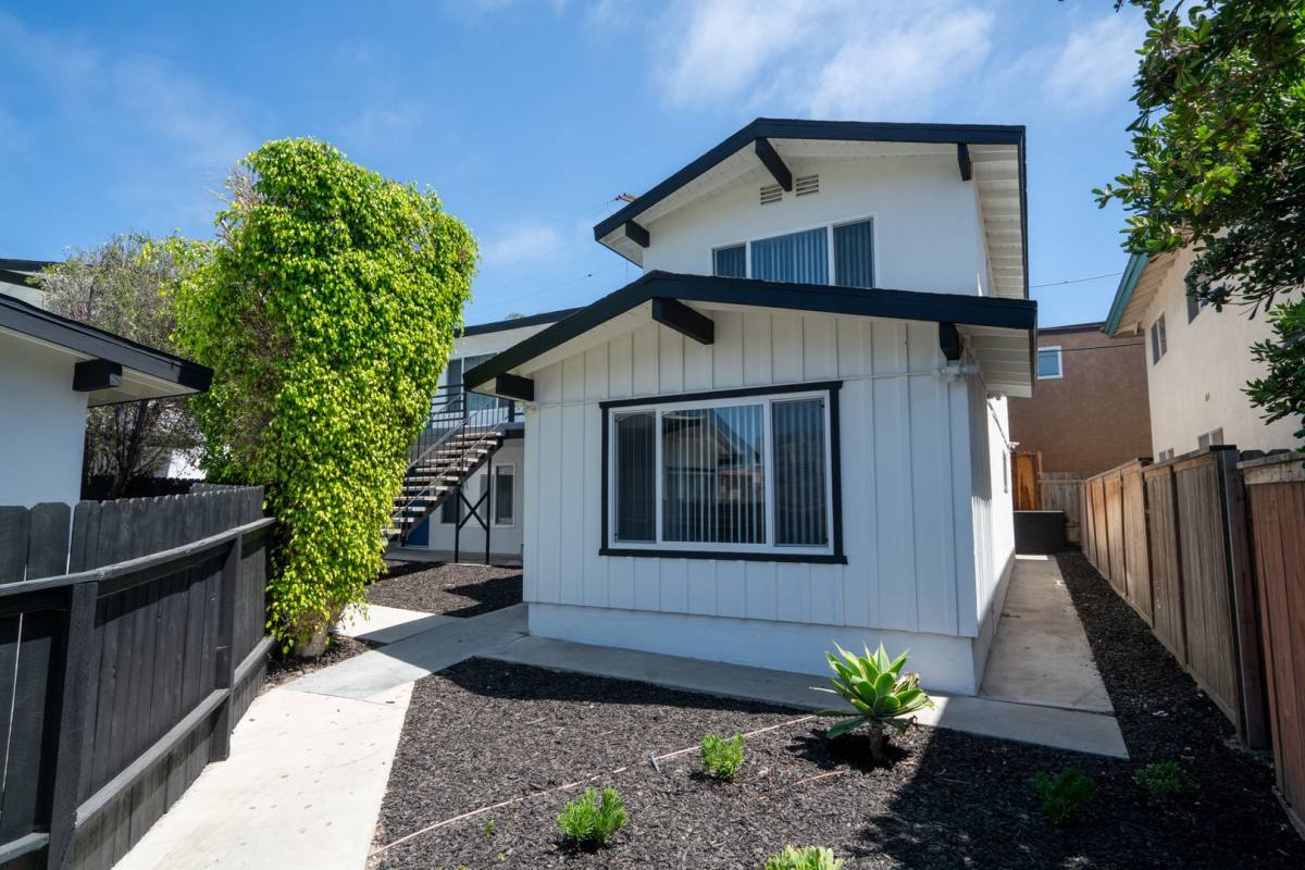 Apartment for rent at 241 Avenida Pelayo, San Clemente, CA 92672