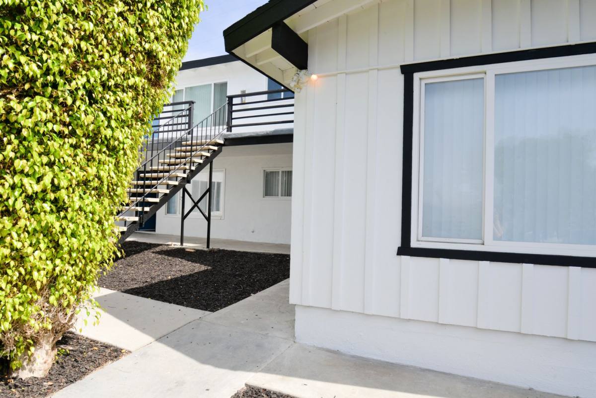 Apartment for rent at 241 Avenida Pelayo, San Clemente, CA 92672