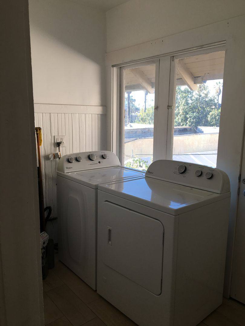 Apartment for rent at 1821-1827 S Ardmore Ave, Los Angeles, CA 90006