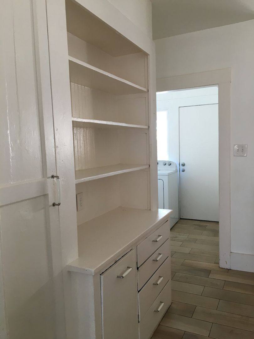 Apartment for rent at 1821-1827 S Ardmore Ave, Los Angeles, CA 90006