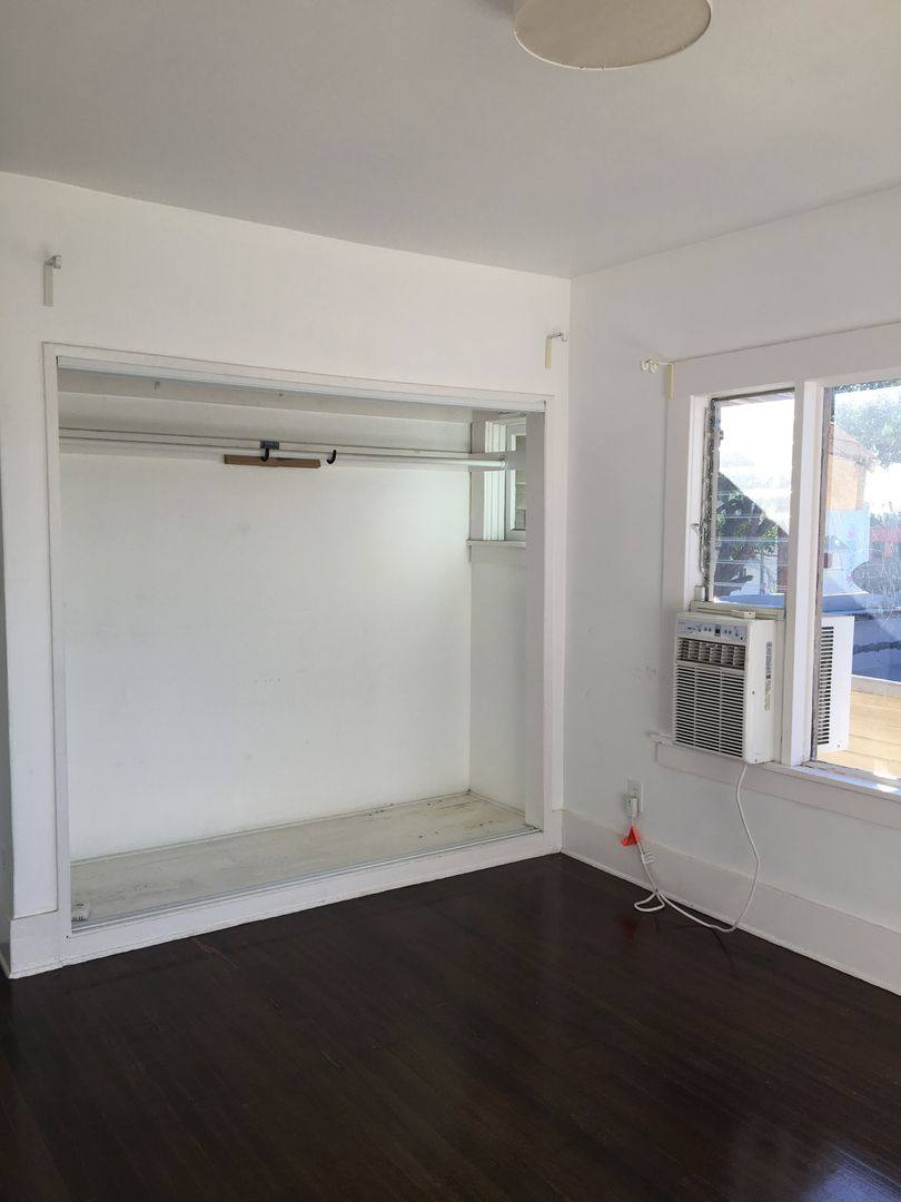 Apartment for rent at 1821-1827 S Ardmore Ave, Los Angeles, CA 90006