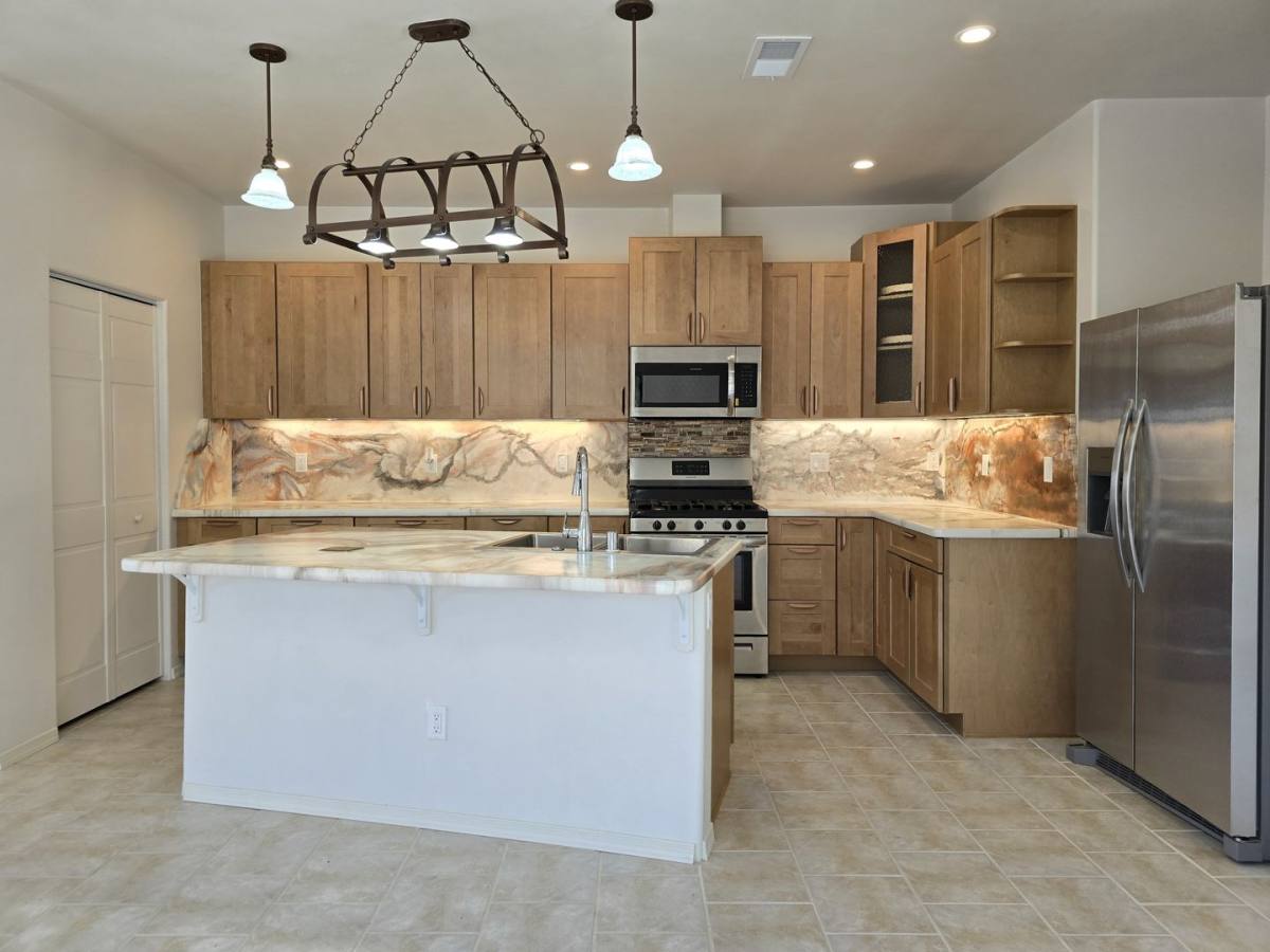 House for rent at 993 Calle Katarina, Santa Fe, NM 87505