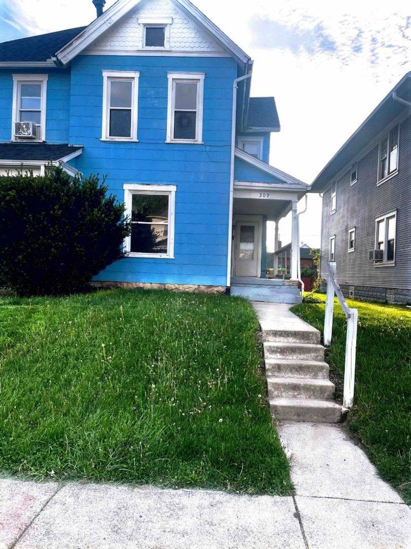 Townhouse for rent at 307-309 Isabella St, Springfield, OH 45504