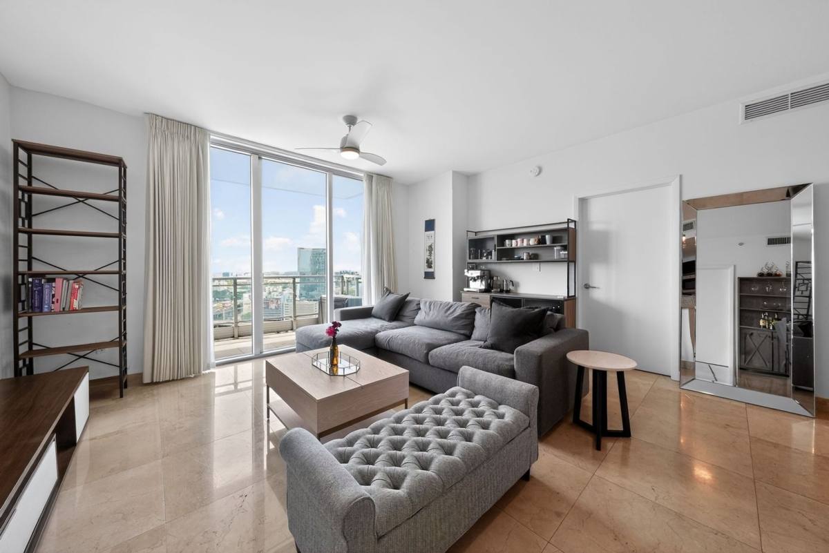 Condo for rent at 90 SW 3rd St, Miami, FL 33130
