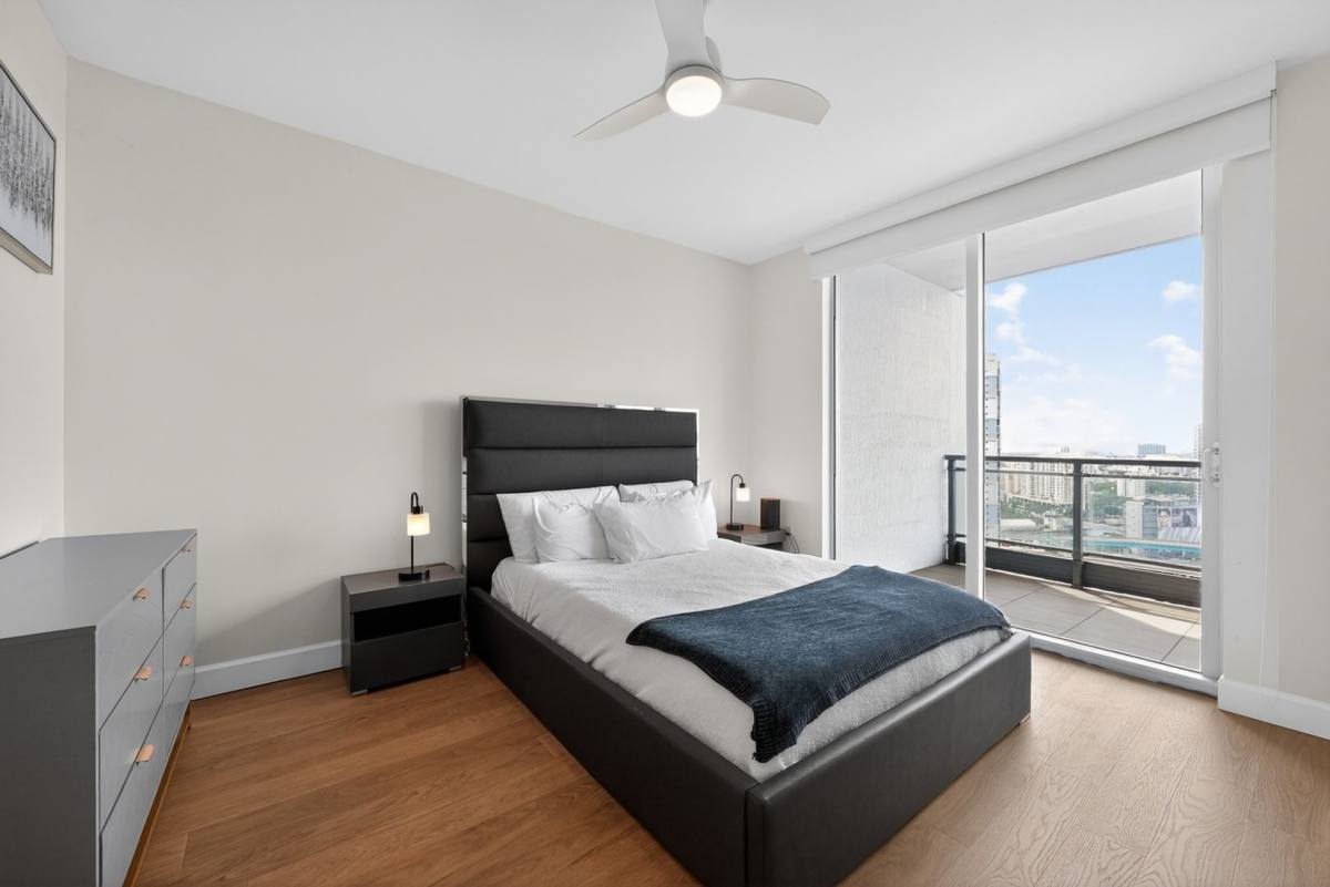 Condo for rent at 90 SW 3rd St, Miami, FL 33130