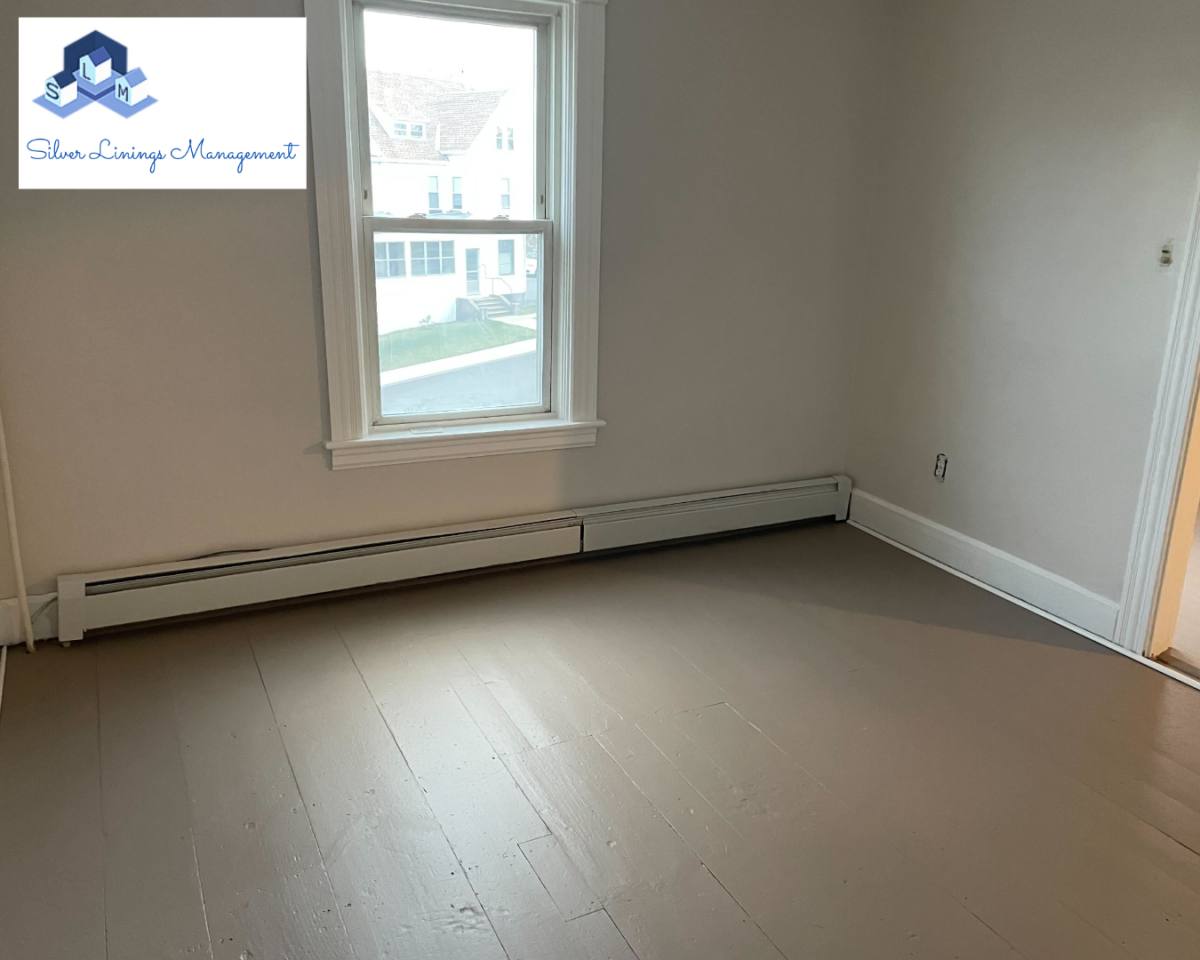 Apartment for rent at 86 Park St, Gardner, MA 01440