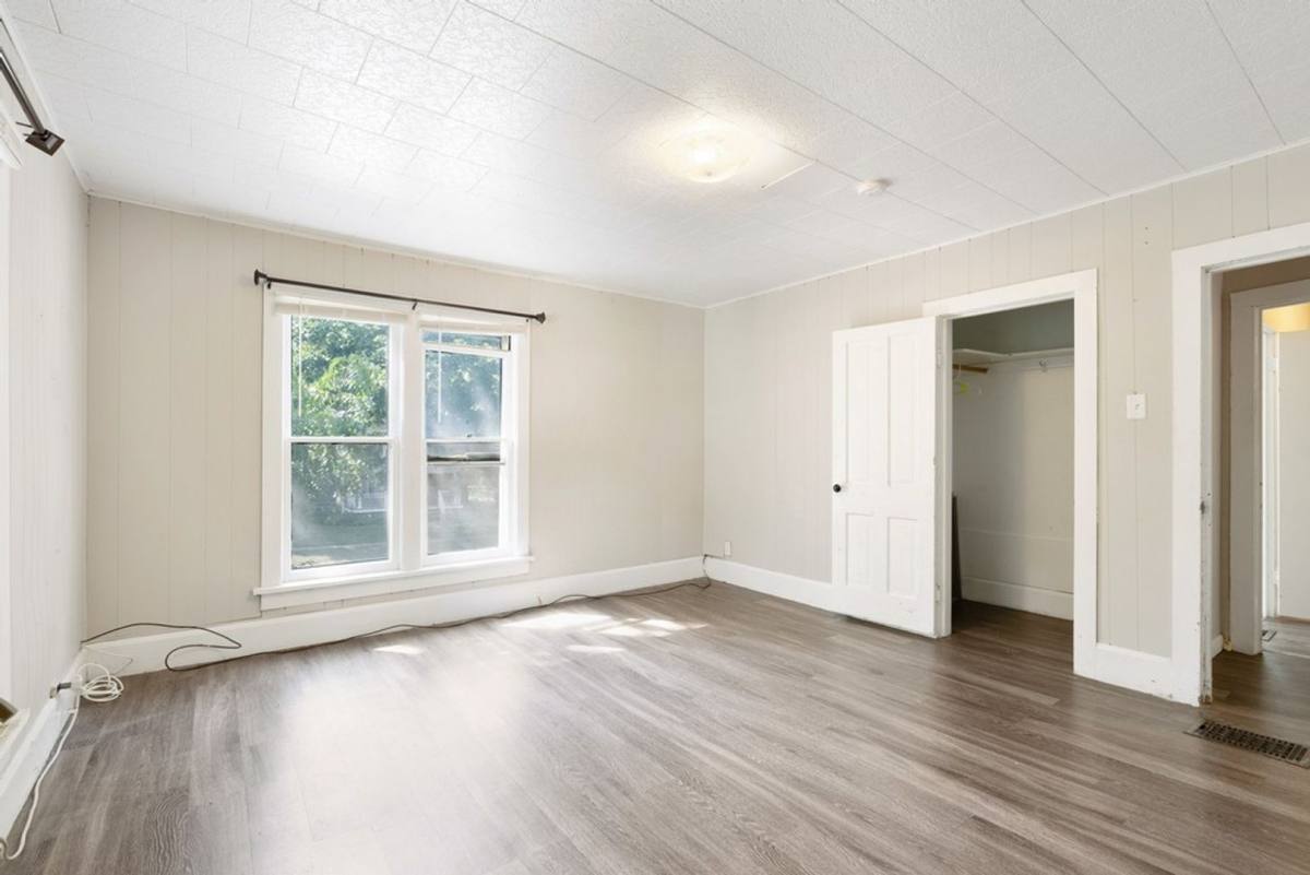 1012 Clay St, Cedar Falls, IA 50613 - Apartment for Rent - Image 9