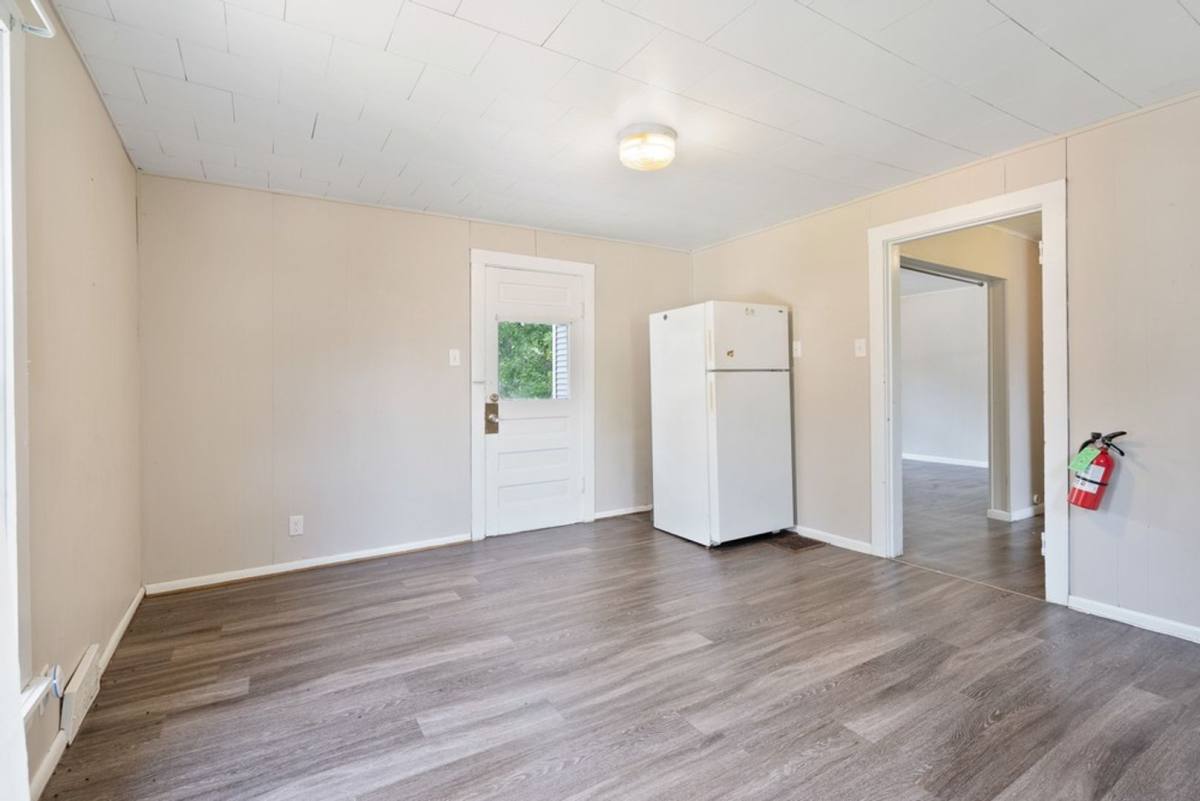 Apartment for rent at 1012 Clay St, Cedar Falls, IA 50613