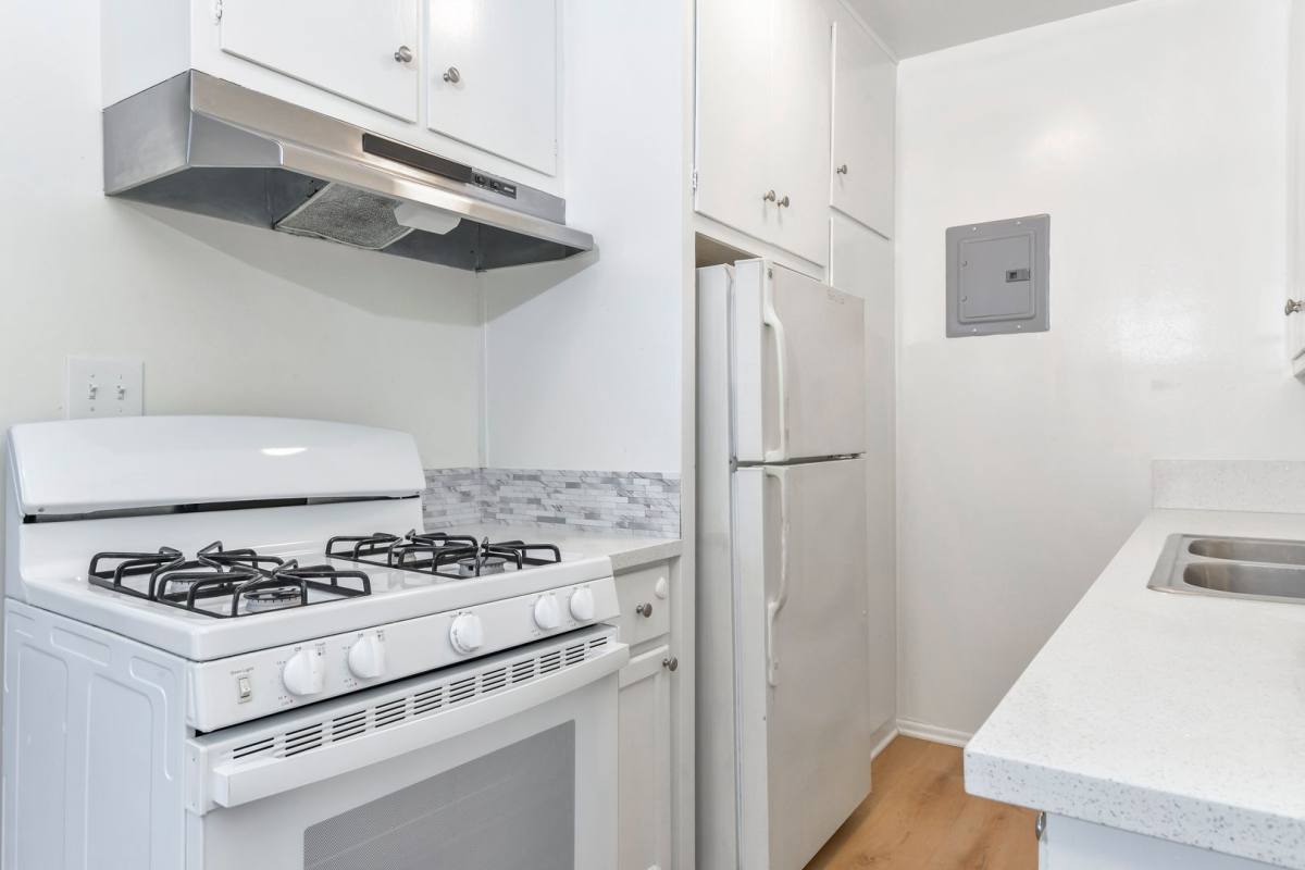 Apartment for rent at 657 Milford St, Glendale, CA 91203