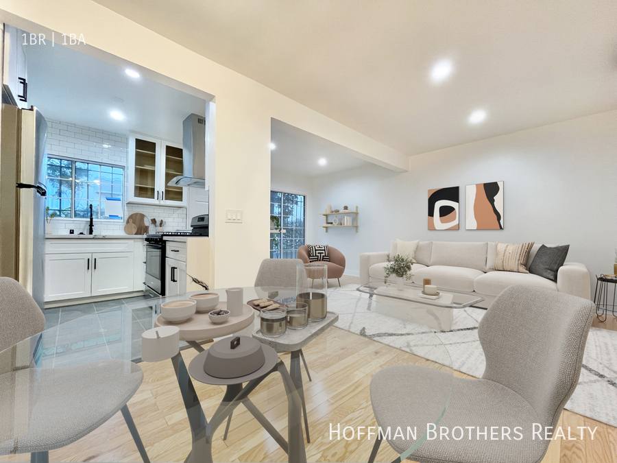 Apartment for rent at 1403 N Vista St, Los Angeles, CA 90046