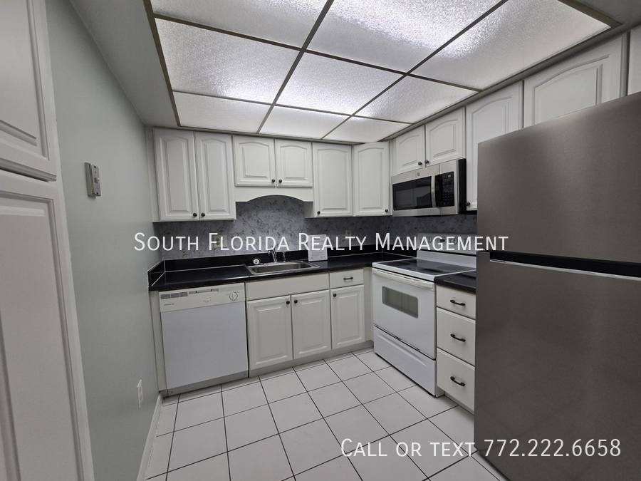 Apartment for rent at 950 S Kanner Highway B-4 #B-4, Stuart, FL 34994