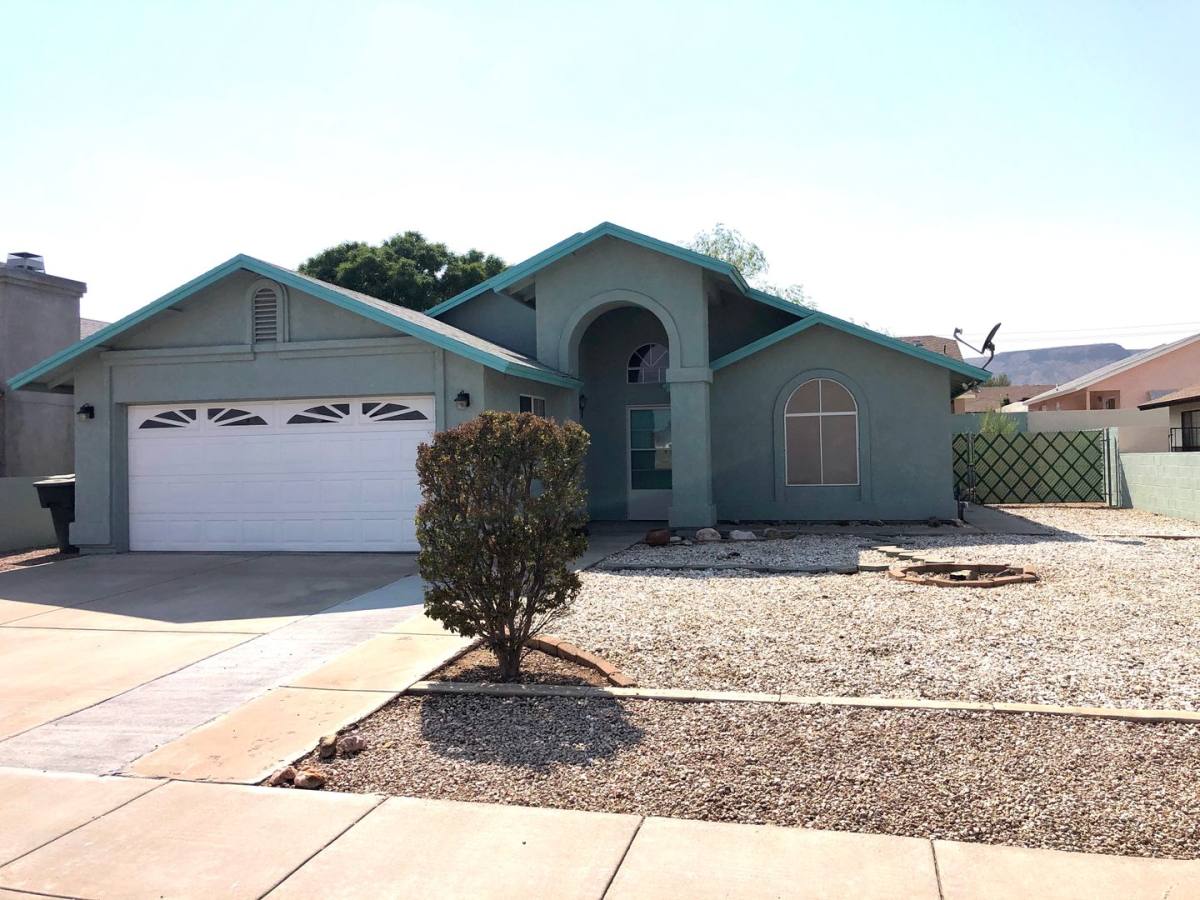 House for rent at 3905 Raymond Ave, Kingman, AZ 86401