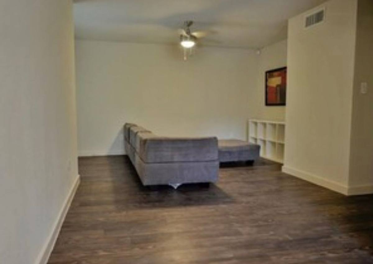 Apartment for rent at 3412 Graustark St, Houston, TX 77006