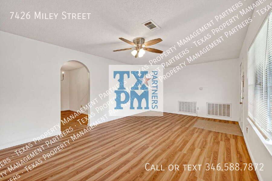 House for rent at 7426 Miley St, Houston, TX 77028