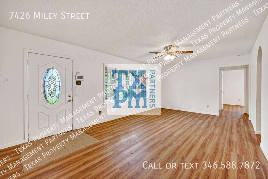 House for rent at 7426 Miley St, Houston, TX 77028