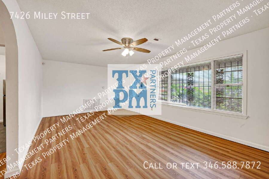 House for rent at 7426 Miley St, Houston, TX 77028