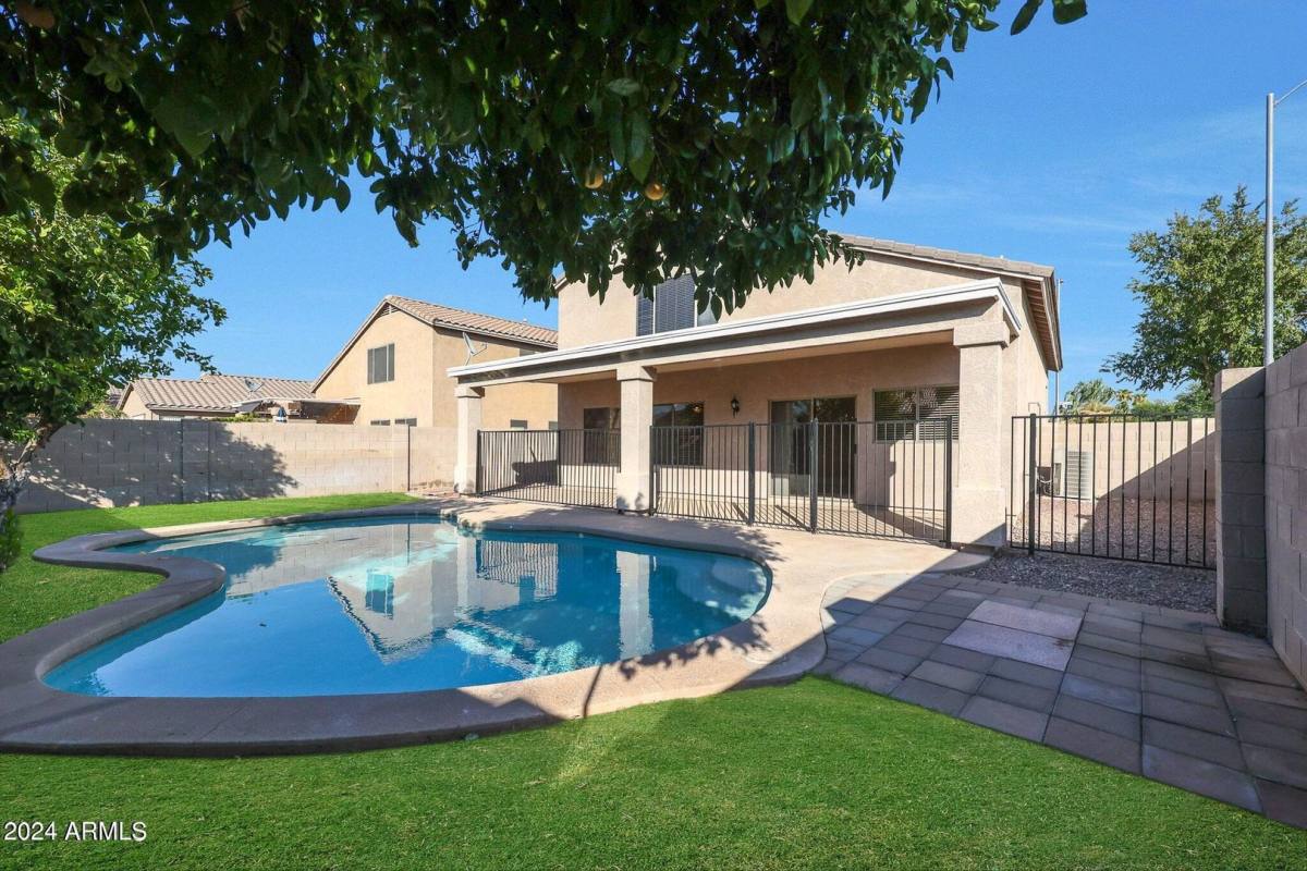 House for rent at 20434 N 92nd Lane, Peoria, AZ 85382
