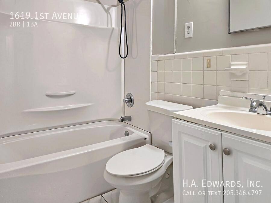 House for rent at 1619 1st Ave, Tuscaloosa, AL 35401