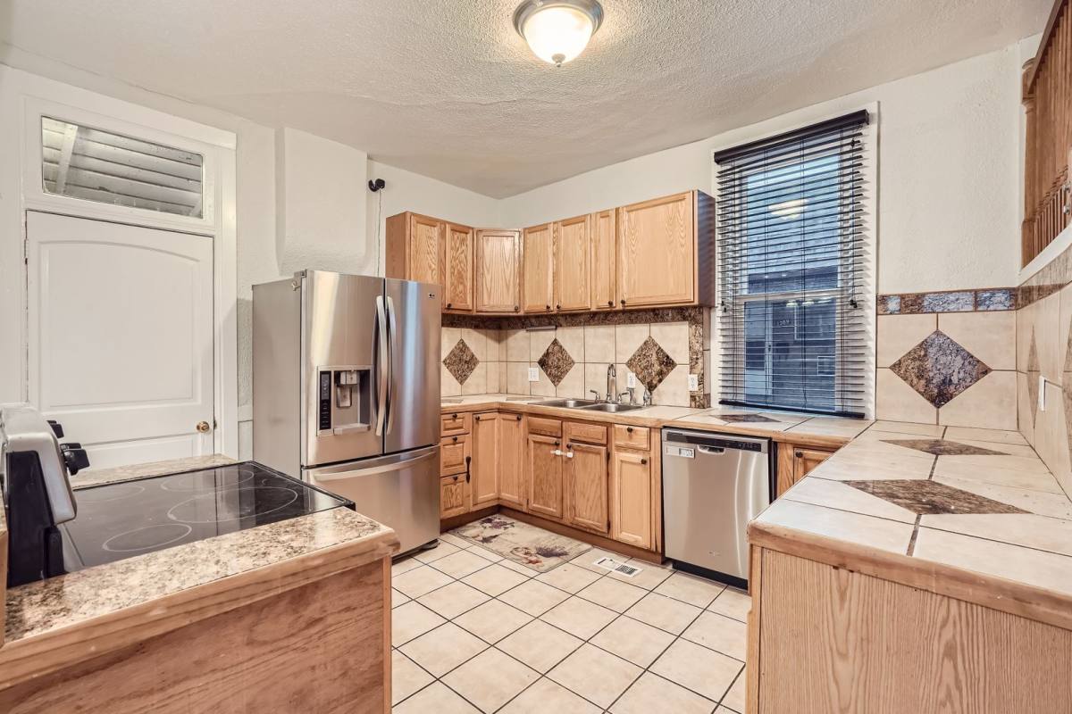 House for rent at 1381 Knox Court, Denver, CO 80204
