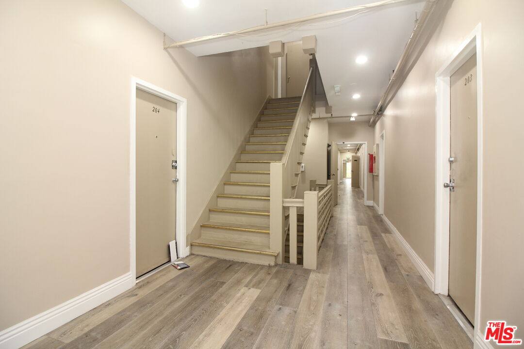 Apartment for rent at 647 W 18th St #108, Los Angeles, CA 90015