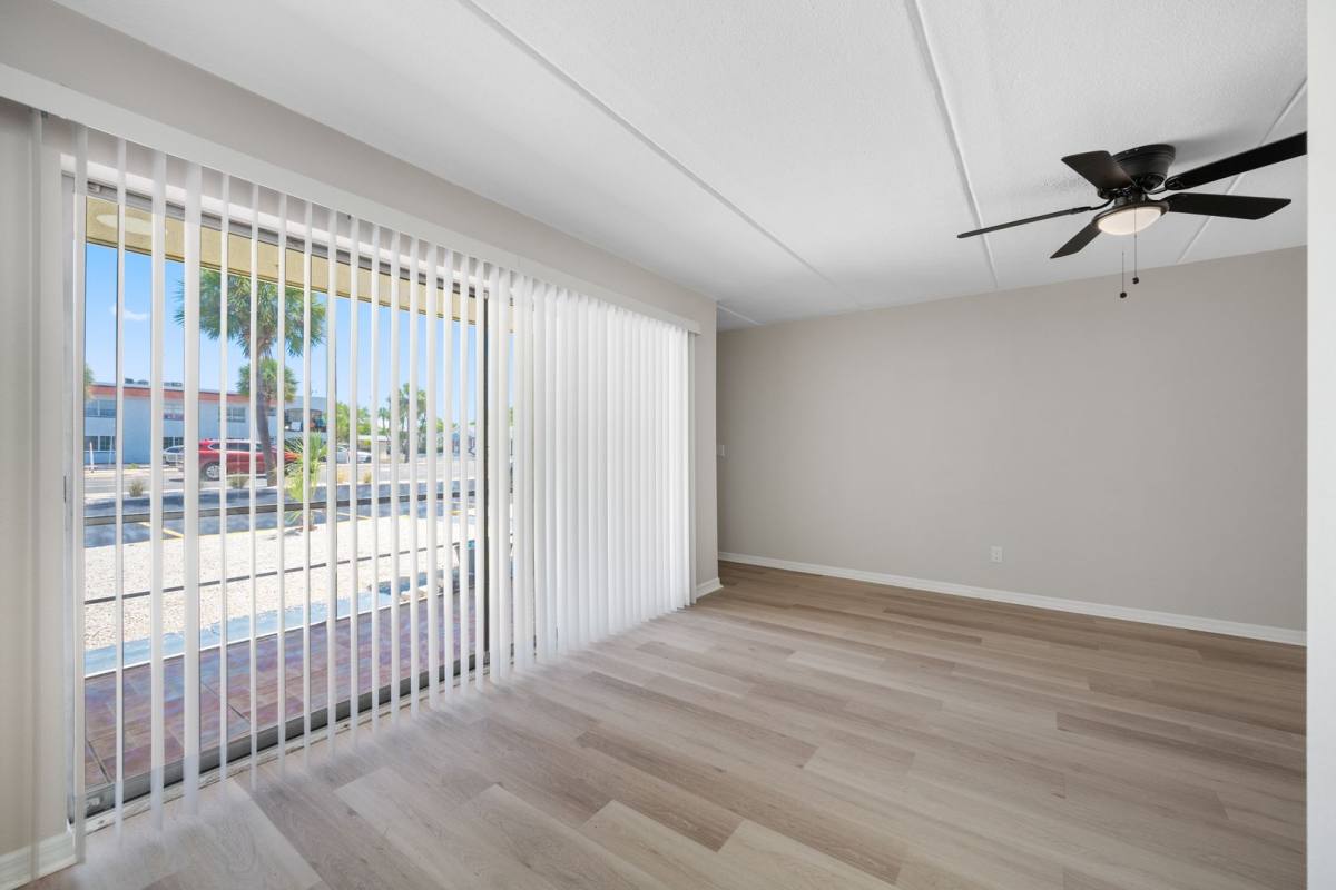 Apartment for rent at 7950 Blind Pass Rd, Saint Petersburg, FL 33706