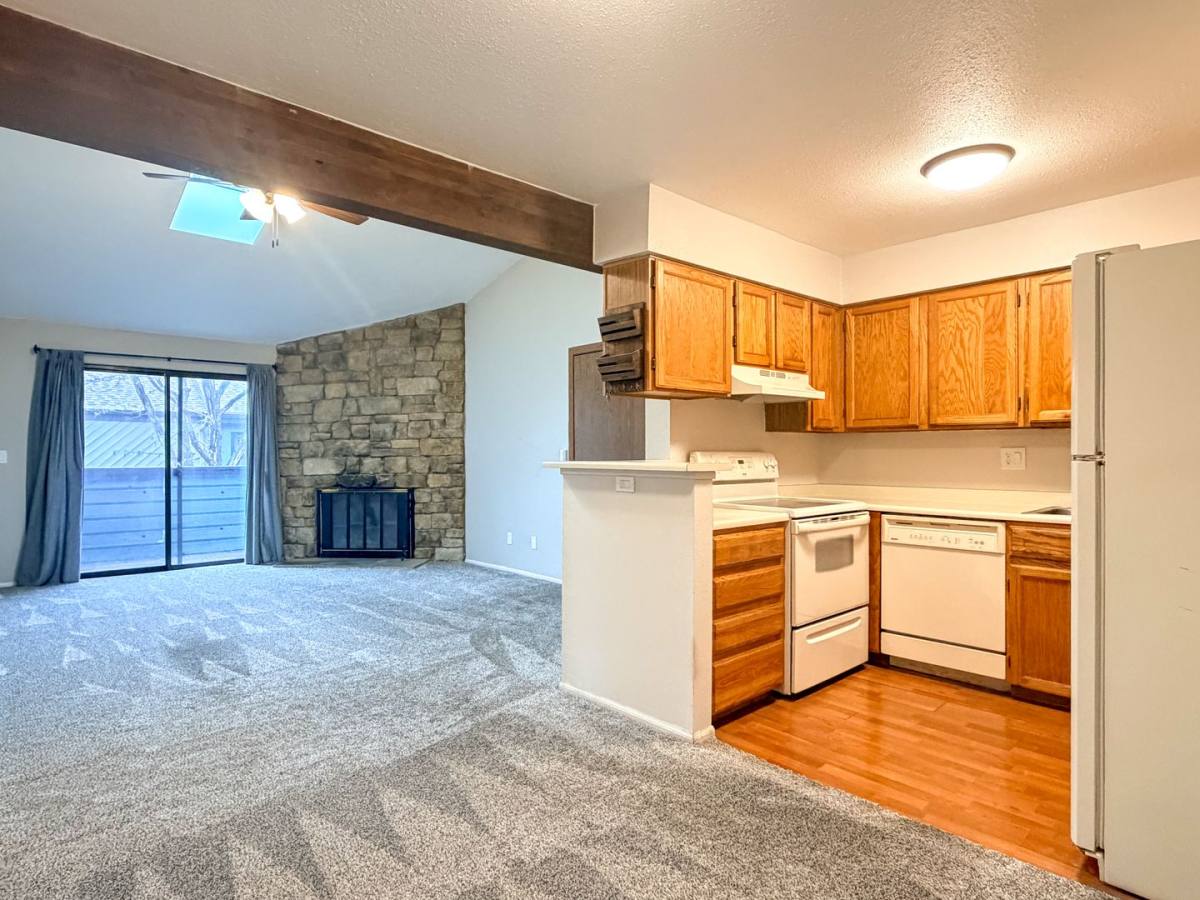 Condo for rent at 12007 E Harvard Ave #202, Aurora, CO 80014