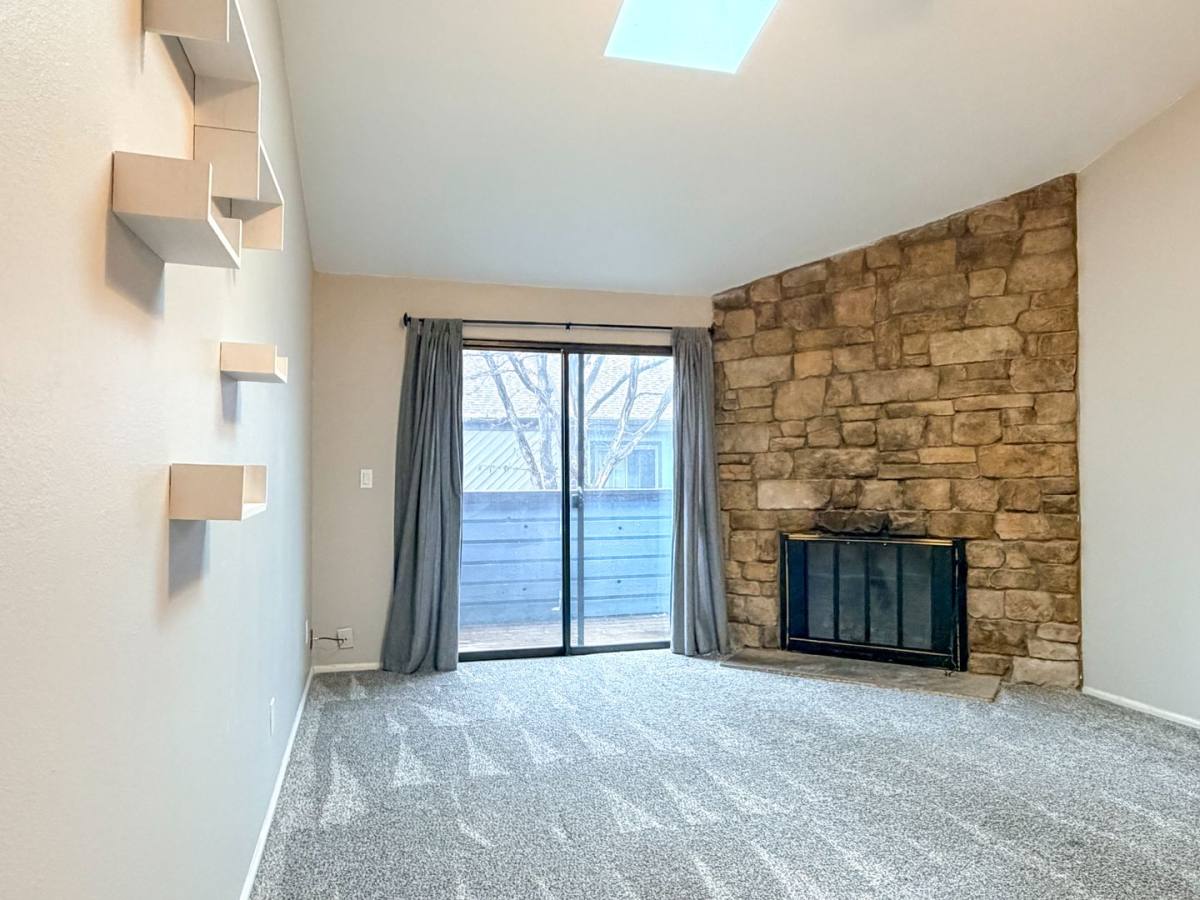 Condo for rent at 12007 E Harvard Ave #202, Aurora, CO 80014