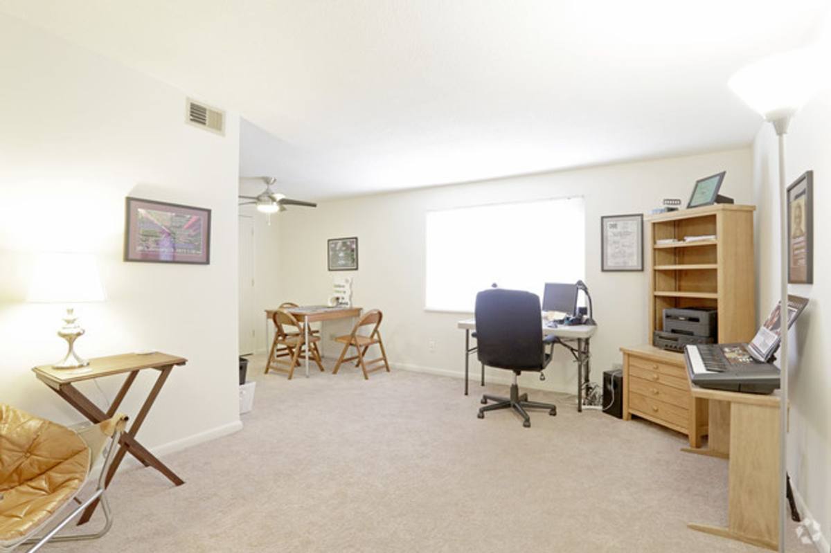 Apartment for rent at 1009 Francis Dr, Champaign, IL 61821