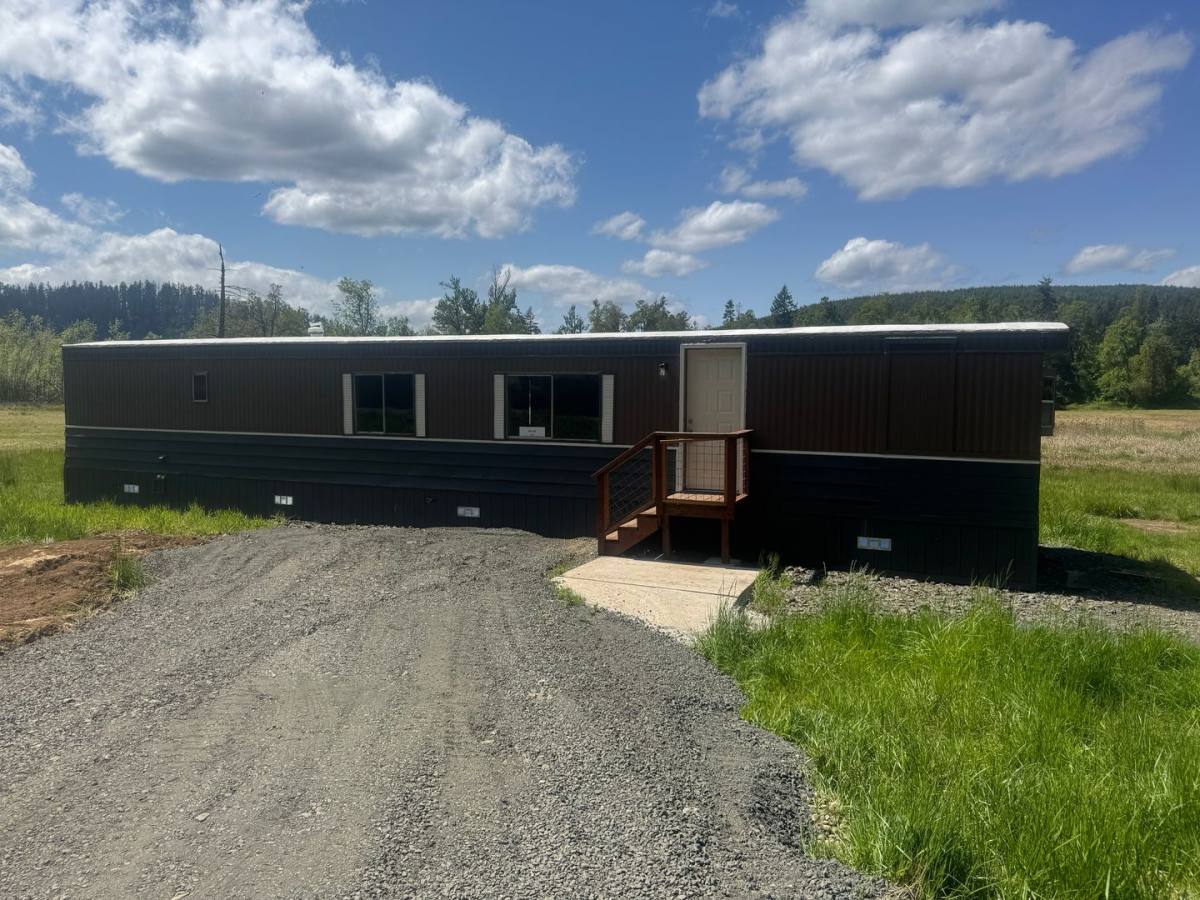 House for rent at 80130 Territorial, Lorane, OR 97451