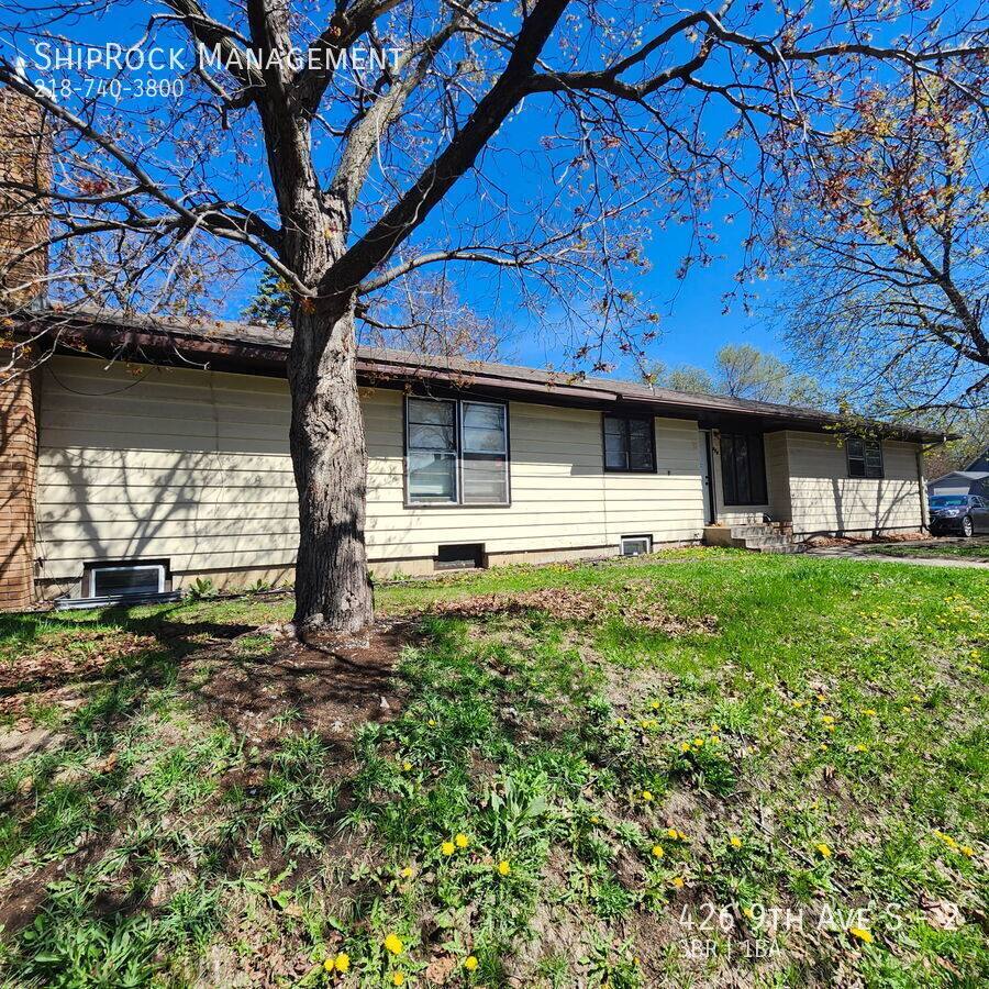 Apartment for rent at 426 9th Ave S #2, Saint Cloud, MN 56301