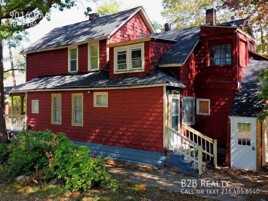Apartment for rent at 9016 Harris Ave, Cleveland, OH 44104