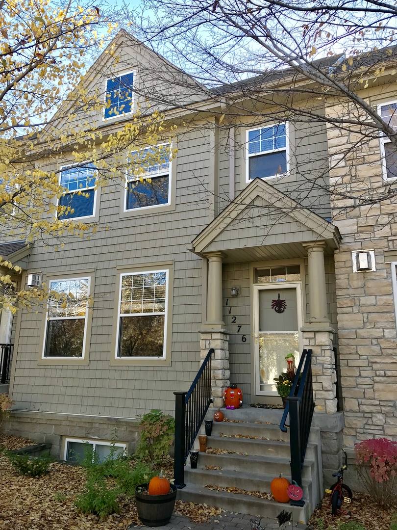 Townhouse for rent at 11276 Preswick Blvd, Eden Prairie, MN 55344