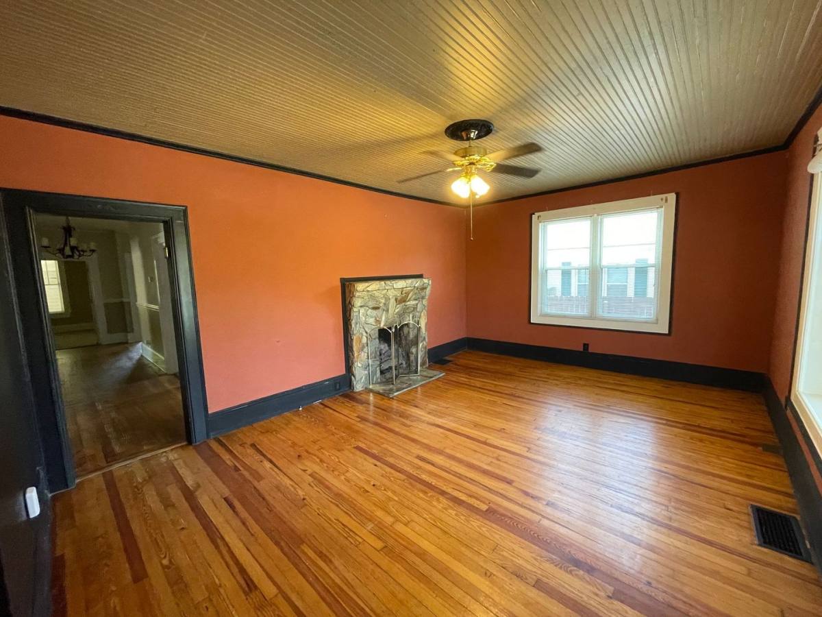 House for rent at 209 Martin St, Shelby, NC 28150