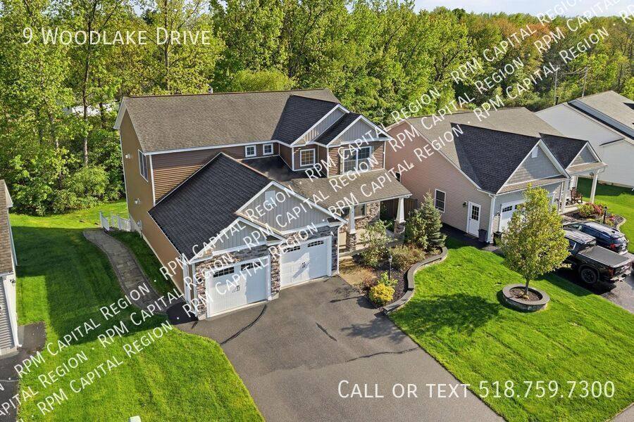 House for rent at 9 Woodlake Dr, Saratoga Springs, NY 12866