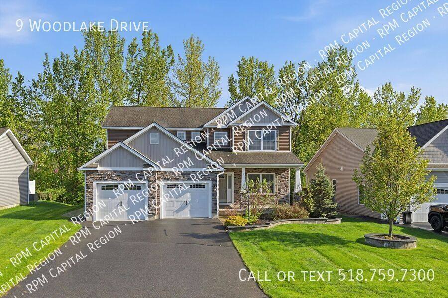House for rent at 9 Woodlake Dr, Saratoga Springs, NY 12866
