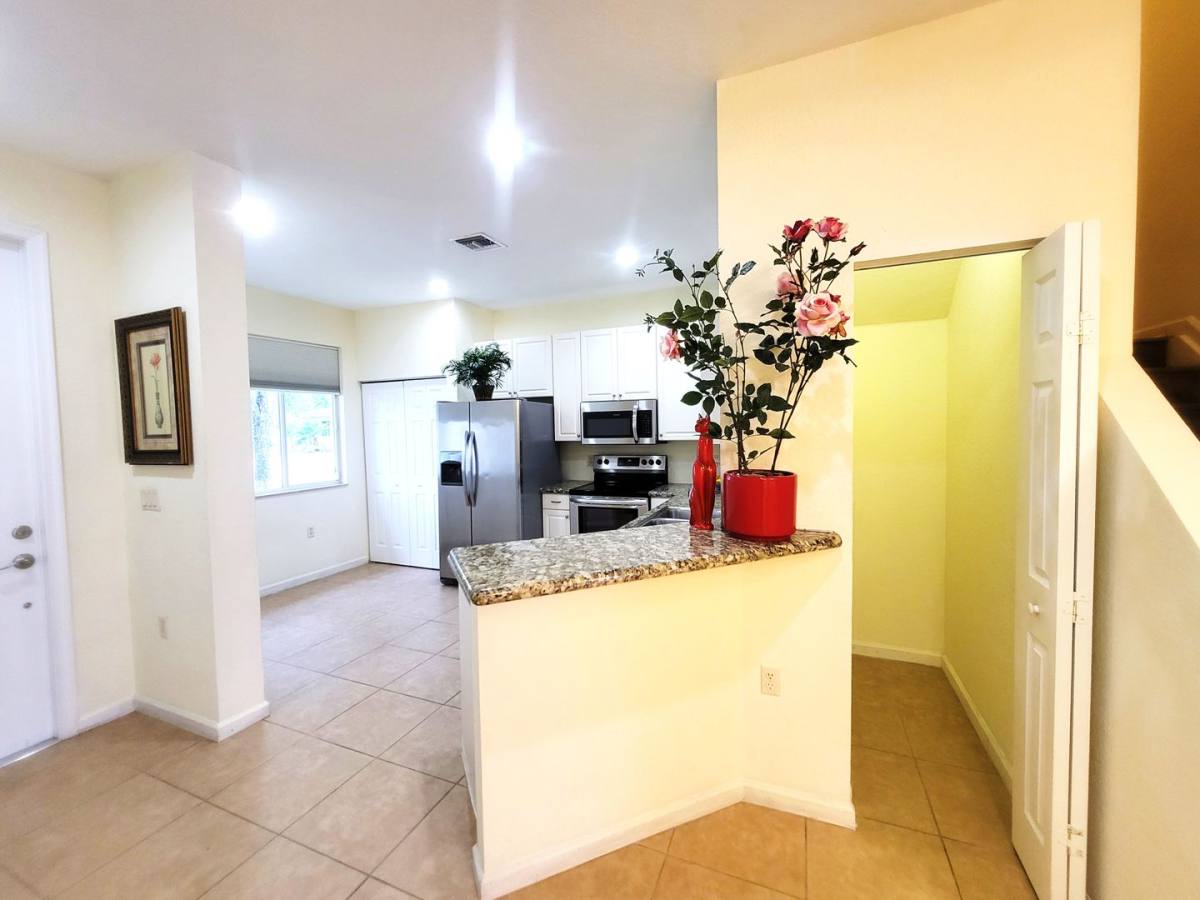 Townhouse for rent at 2582 Langrove Lane SW, Vero Beach, FL 32962