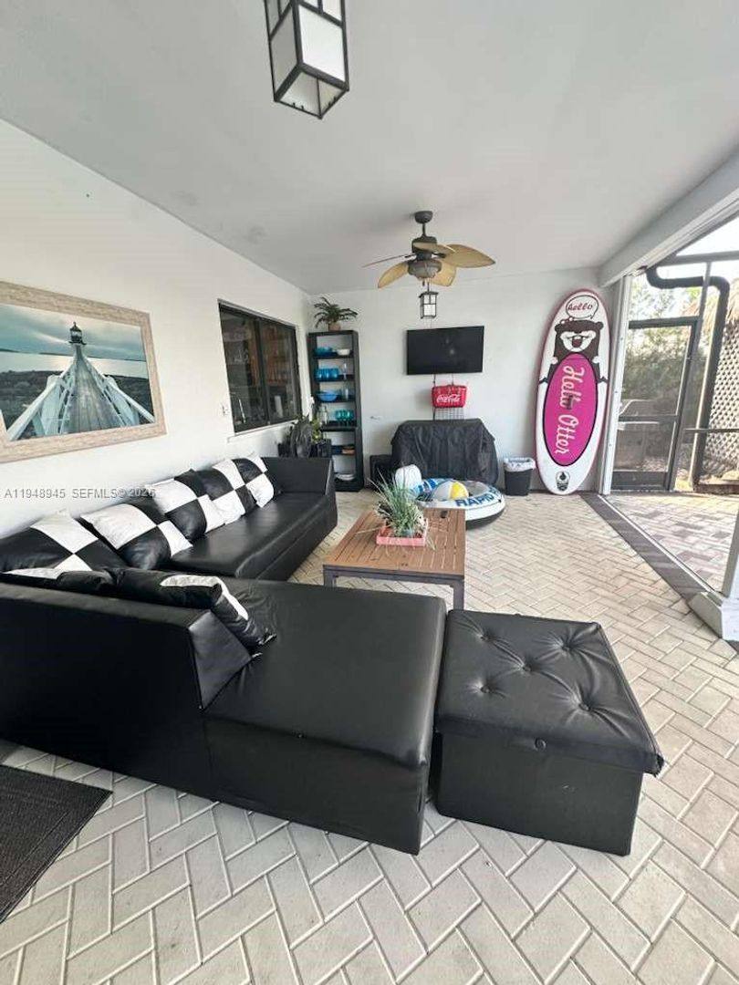 House for rent at 2827 McKinley St, Hollywood, FL 33020