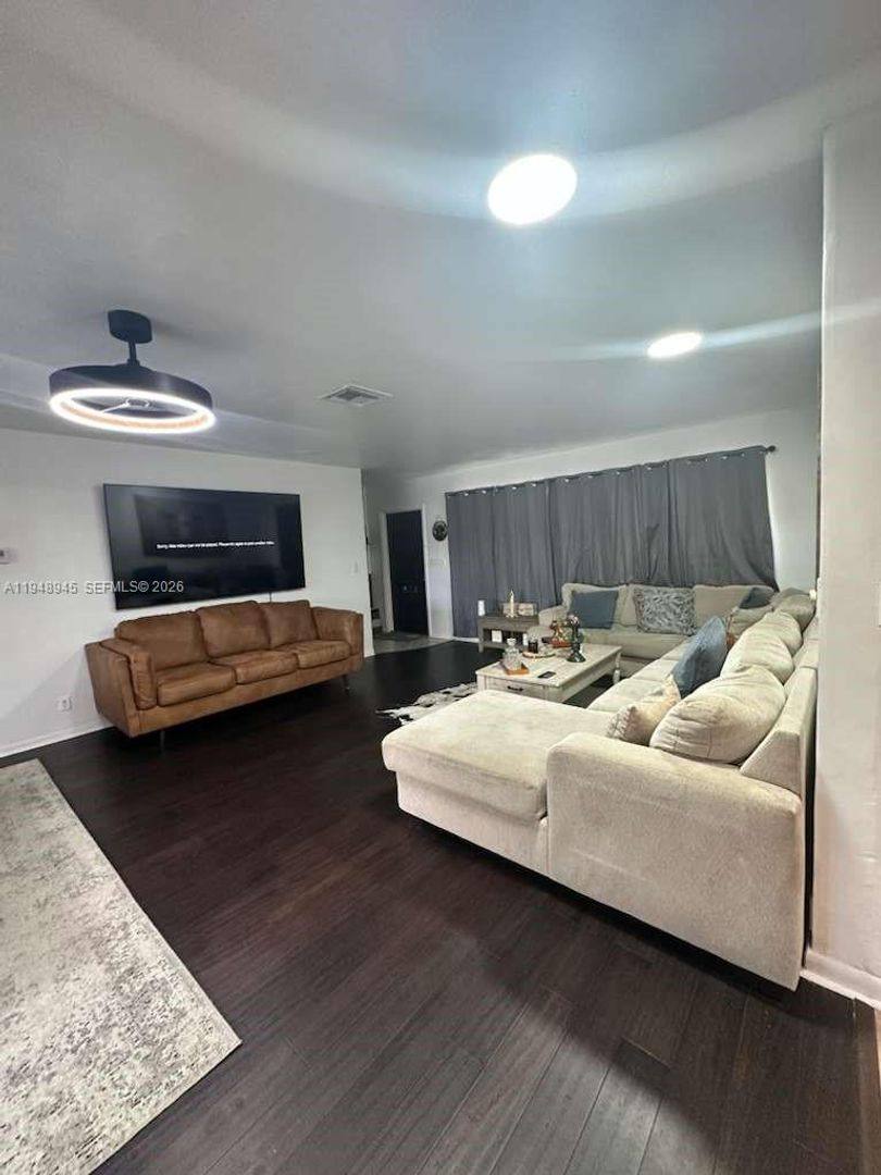 House for rent at 2827 McKinley St, Hollywood, FL 33020