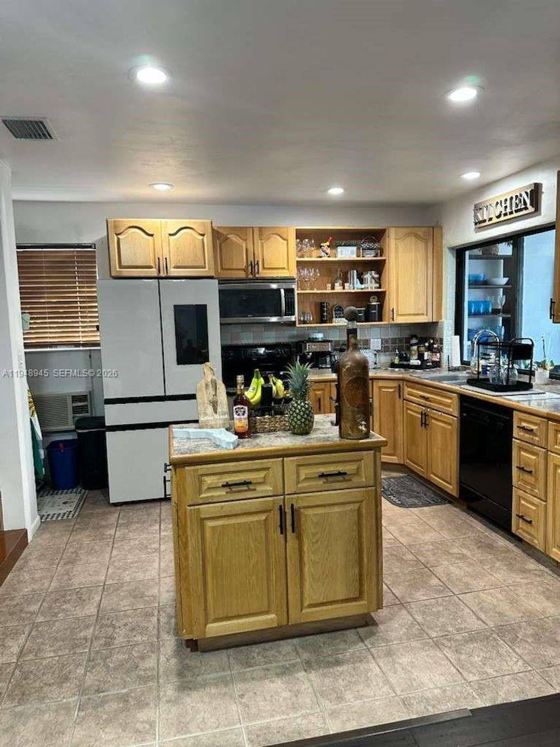 House for rent at 2827 McKinley St, Hollywood, FL 33020