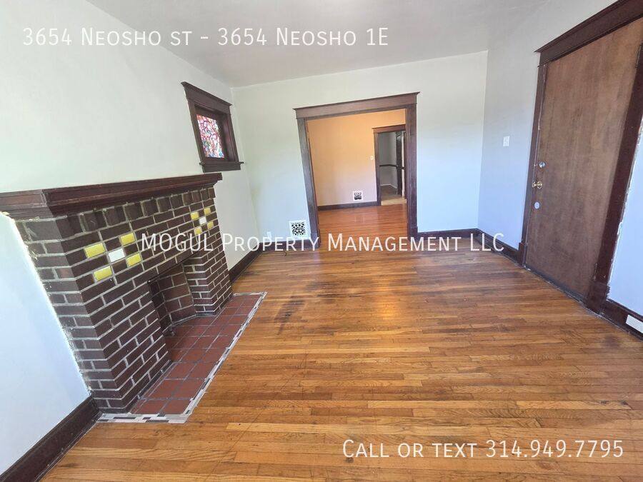 Apartment for rent at 3654 Neosho St #3654 1E, Saint Louis, MO 63116