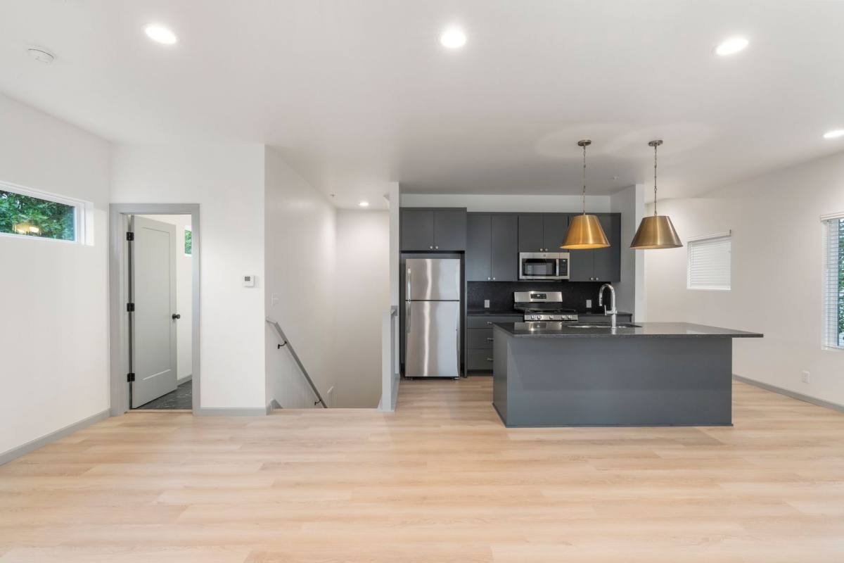 Condo for rent at 1411 S Quaker Ave, Tulsa, OK 74120