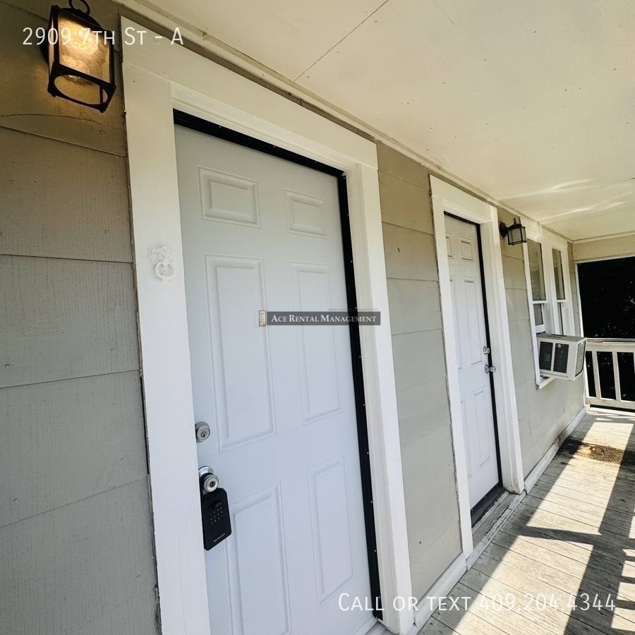 Apartment for rent at 2909 7th St #A, Port Arthur, TX 77642